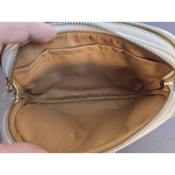 Coach x Disney Dalmatian Sadie Crossbody clutch‎ E1981-76831 - Picture 4 of 6